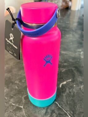 Hydro Flask | Kitchen | Hydro Flask Wide Mouth In Stone 4 Oz | Poshmark